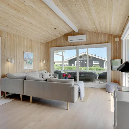 In Bjert With House Sea View Tatil Evi Binderup Strand